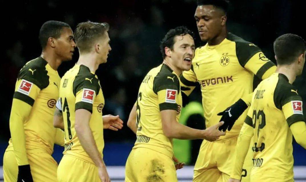 沃尔夫斯堡战胜对手,继续追赶前列的简单介绍 沃尔夫斯堡战胜对手,继续追赶前列的简单介绍