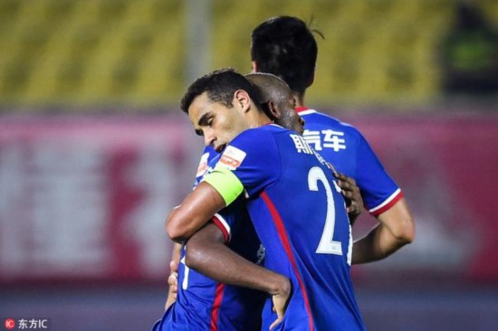 大连一方客场输给重庆斯威，遭遇两连败的简单介绍