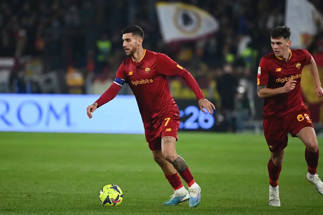 关于图卢兹球队在比赛中战胜对手，实现逆转的信息