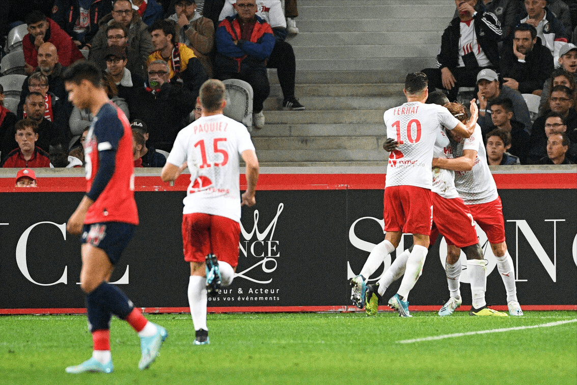 爱游戏中国官网-梅斯主场告捷，扭转连败颓势的简单介绍