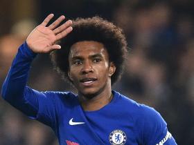 包含帕尔梅拉斯小将表现抢眼，劲旅添新力量的词条