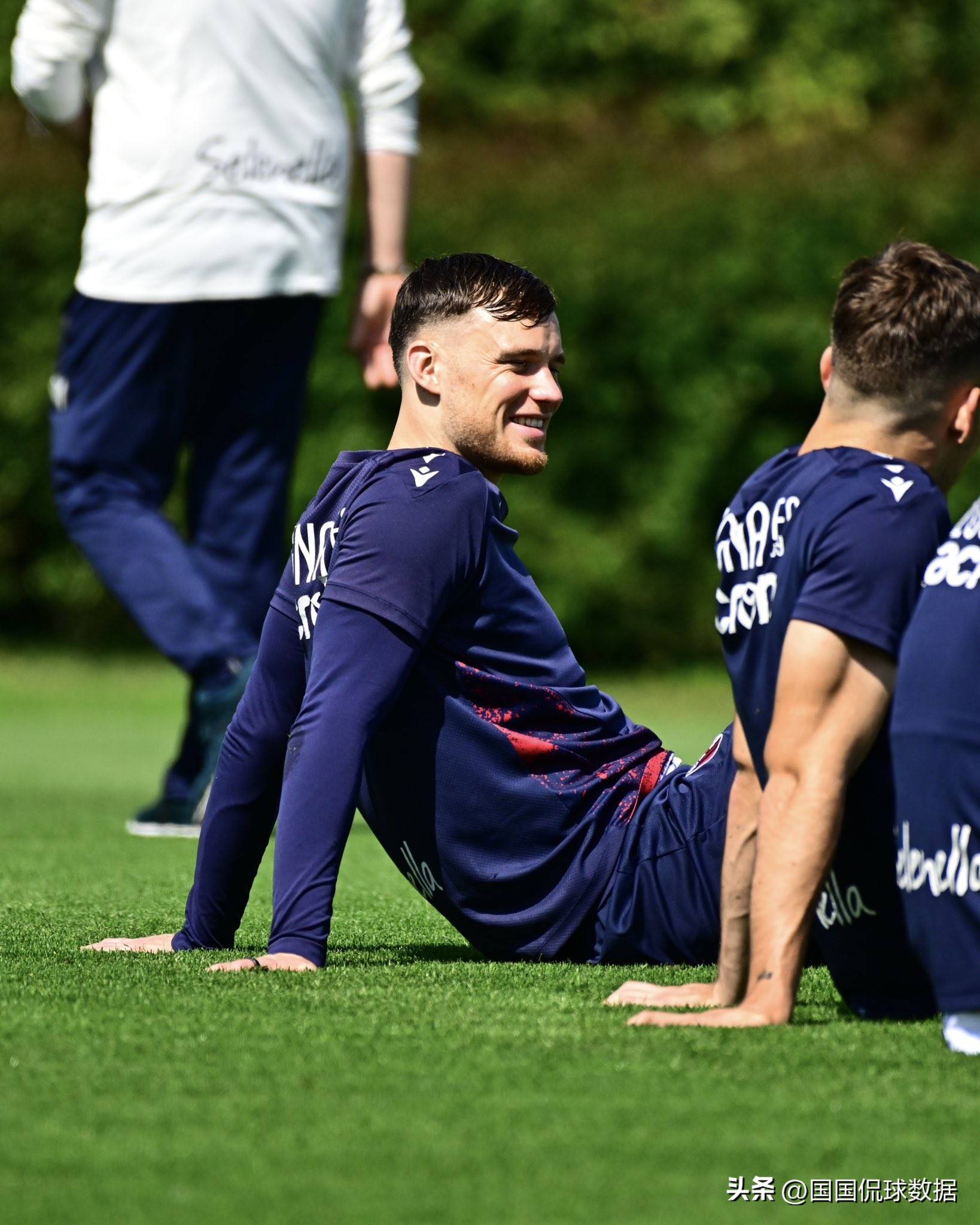 爱游戏app下载-关于博洛尼亚召开紧急会议讨论球队未来发展的信息