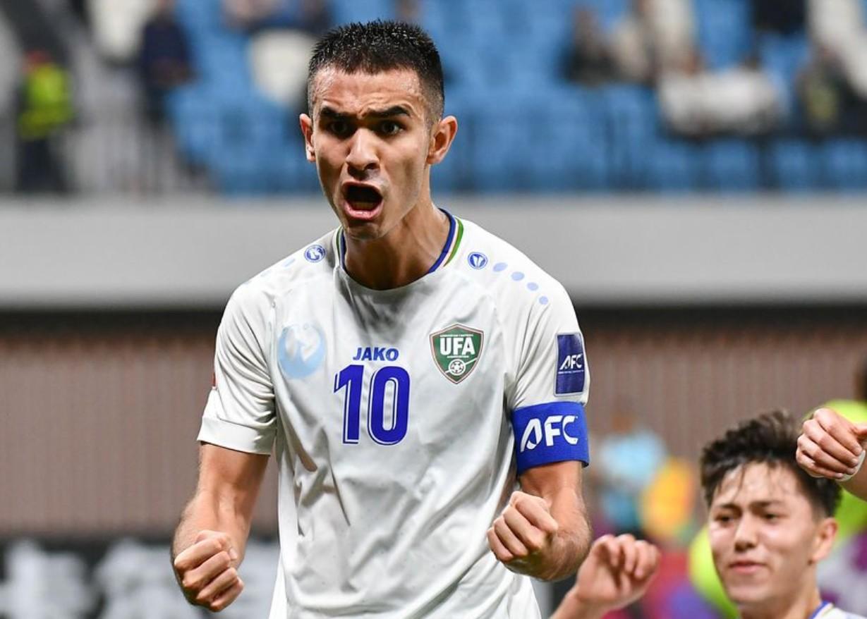 乌兹别克斯坦选手惊险逆袭夺得冠军 乌兹别克斯坦选手惊险逆袭夺得冠军