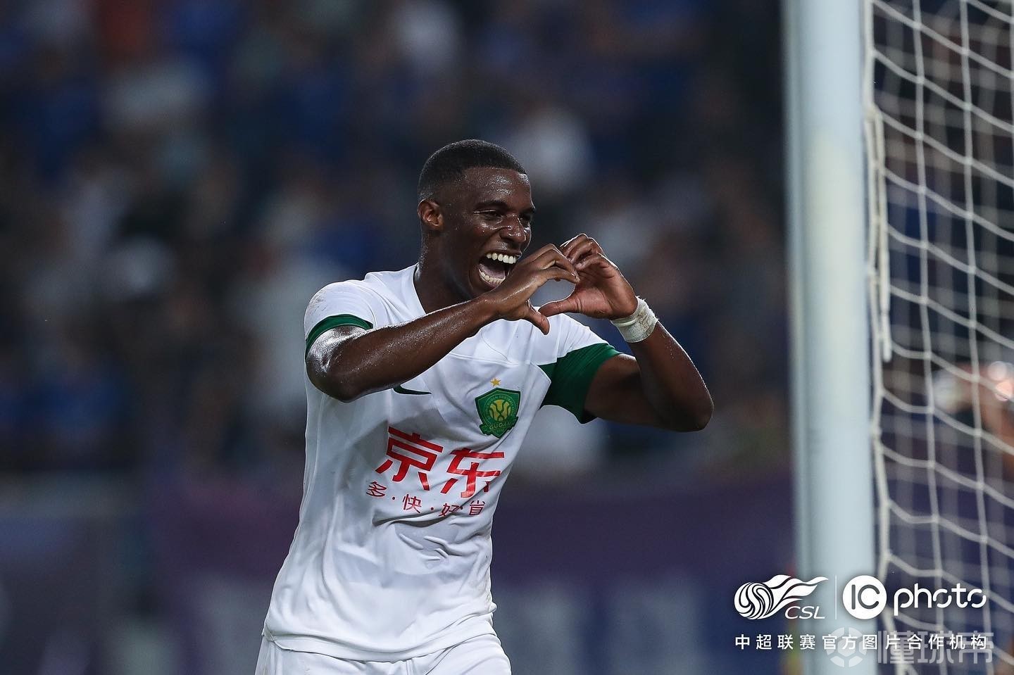 爱游戏官网网页版入口-罗马主守拿下胜利，向前迈进的简单介绍